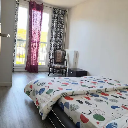 Apartment Lumineux Et Cosy A Chaville. Chaville